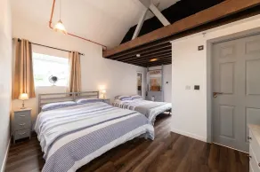 Stay beside the  sea - Coastguard Boathouse - self contained cottage. - Image 3