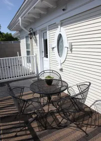 The Decker House Bed & Breakfast - Image 3