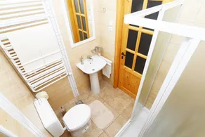 Villa with private pool, 5 km from the beach - Image 4