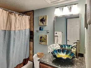Neptune's Retreat by Ryson Vacation Rentals - Image 5