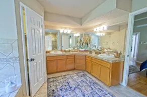 VRBO HOME AWAY Paradise Getaway House- With Pool and Hot Tub! - Image 5