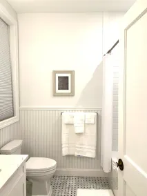 SH Village Luxury with Pool House Spa - Guest Cottage. Walk to Town! - Image 4