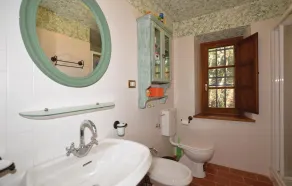 Smukt hus med 2 soveværelser i Camaiore (LU) - Image 2