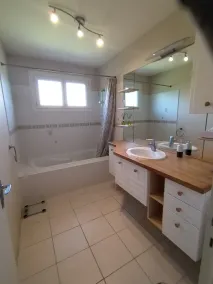Rummeligt hus i Normandiet i udkanten af Caen - Image 3