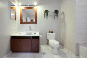Stylish 4 Bedroom / 4 bath in the Loop | Sleeps 12 | Roof Deck - Image 2