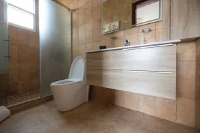 Newly Build - Across The Road from The Beach  - 7 bdrm/7 bthrms - Image 3