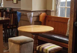 The Bell Hotel Woburn By Greene King Inns - Image 2