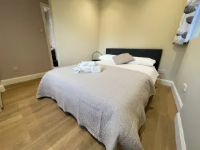 35 min from London Victoria / 2-Bedrooms Flat in the Heart of Cheam Village - Image 5