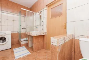 Family Apartment | Terrace, Parking, Close to Nature - Image 3