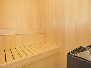 Luxury Spa Retreat by Sea - Image 3