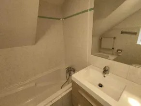 Gîte-Élodie-Family-Ensuite with Bath-Mountain view - Image 5