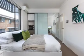 Cosy and Bright Studio Next to Westmead Hospital - Image 4