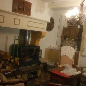 MAISON DE FERME LORRAINE POUR VACANCES AU VILLAGE MEUBLEE A L'ANCIENNE - Image 2