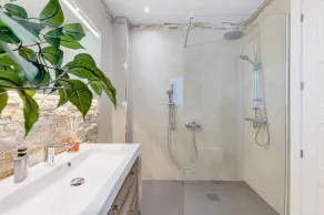 Spacious apartment with pool in the heart of Murcia 128 m - Image 3