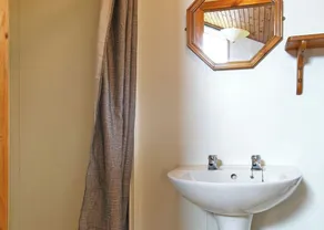 Alojamiento de 2 habitaciones en Lochearnhead, Perthshire - Image 3