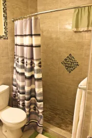 Sunset Strip Acadia Guest Apartment - Image 4