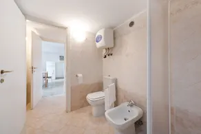 Appartement 'Casa Max 2' avec terrasse privée et Wi-Fi - Image 4