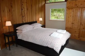 Cockleshell Lodge ligger i vandkanten nær Otter Ferry-Pet friendly - Image 3
