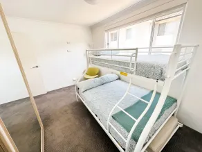 Beachside Apartment in the heart of Cronulla - Image 4