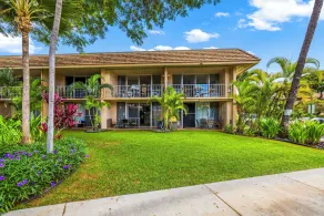 Across From Kamaole 2 Beach, This Concrete Resort Is Maintained Well - Image 5