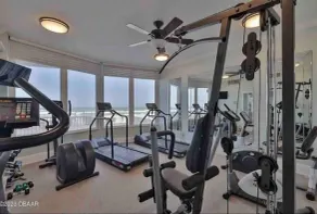 New..Beach Beauty. 2 bedroom.2 bathrooms.The Shores Club. Pool and Beach access. - Image 2