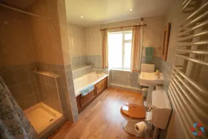 Large Detached Bungalow and Garden Within Village with pubs and shop - Image 2