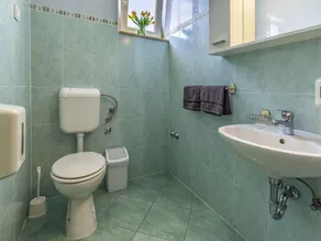 Lovely apartment in villa for 4 guests with A/C, pool, WIFI, TV and terrace - Image 3
