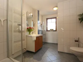 Apartment 2, 1st floor, 3 rooms, Loddin - 4-star apartments-Hansch - Image 2