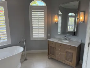 Longboat Key home on the canal and a 5 minute walk to the beach - Image 3