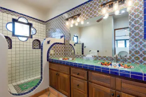 Beachfront Hacienda on the Sea of Cortez with pool near Four Seasons Resort - Image 2