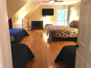 8 Bdrm🏆35ppl Hotub,Pool,Pond, 9miles Chatt - Image 4
