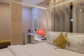 04 Bedroom Apartment in Boutique 11 Bedroom Villa - Image 2