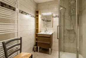 Old farmhouse renovated in 2021, 4-star, charm, relaxation in the heart of nature - Image 3