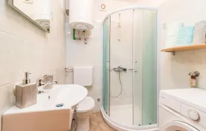 Amazing Apartment In Pula With Wifi - Image 3