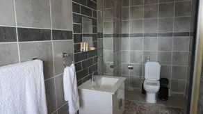 Cradle Mount Hotel - Image 3
