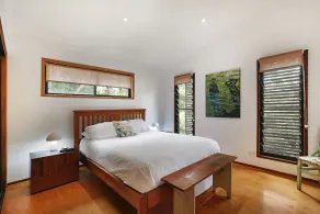 Beautiful Beachhouse In Central Point Lookout - Image 5