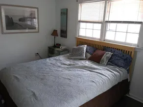Raised Ranch Style house Close To Beach, Shops and Eateries! - Image 3