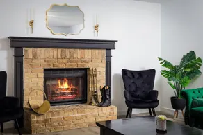 Timeless-Texas-Inn • Heated Pool Oasis • LUX Vibe - Image 2