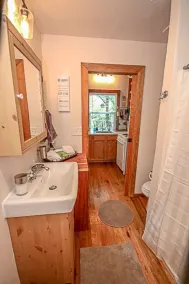Relax & Rejuvenate at Romantic Enchanted Cottage - Image 5