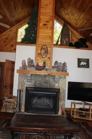 River Front Property, Local Wineries, fun and relaxing, Enjoy sounds of River - Image 2