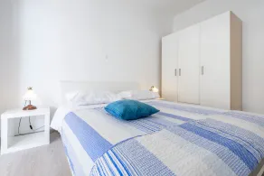 Luxury apartment on the beach 1 - Image 3
