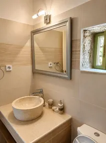 Villa Rokanes Maison de Piscine en Pierre de Verre Nea Styra - Image 3