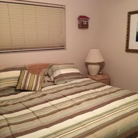 Great home in a wonderful small neighborhood - Image 4
