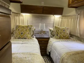 Beautiful Vintage Airstream, Beaufort SC-Enjoy the Journey - Image 5