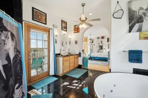 Starlight Tower Suite 1 Bedroom With Stunning Views 1 Villa by RedAwning - Image 2