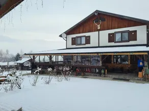 Hochwertig eingerichtetes Ferienhaus für große Gruppen - Image 4