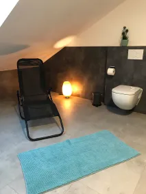Luxus Ferienwohnung für 6 P. mit Sauna & Holzofen - am Wasser und in Strandnähe - Image 4