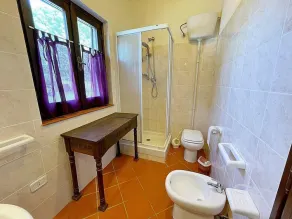 Casa Maggiorana A: A characteristic and welcoming cottage surrounded by the greenery, with Free WI-FI. - Image 2