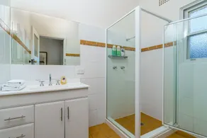 Tranquil 2BR Home near Lovers Lock and Shops - Image 2