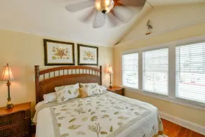 LANGFORD SUITE AT OLD COLORADO INN - Image 3
